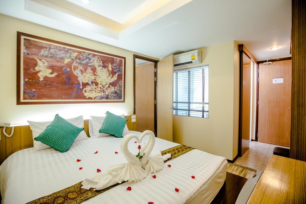 Patong Landmark Hotel Экстерьер фото