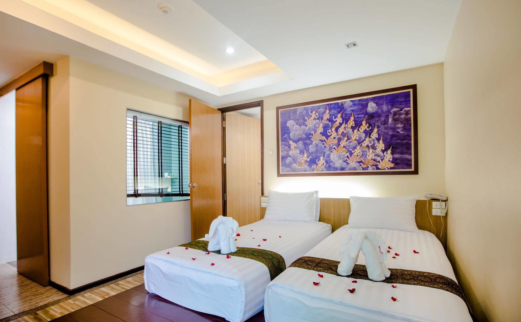 Patong Landmark Hotel Экстерьер фото