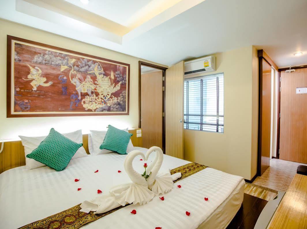 Patong Landmark Hotel Экстерьер фото